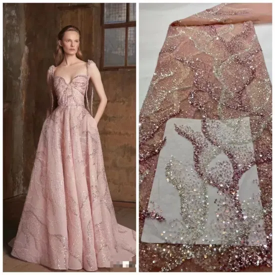 Tecidos de renda bordados projetados de fábrica na moda com lantejoulas para vestidos de festa